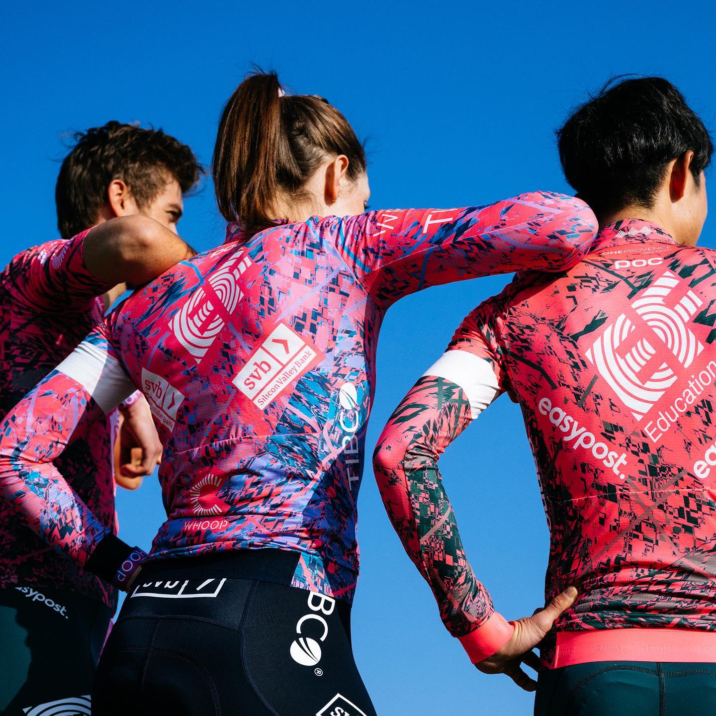 Wahoo 與世巡賽車隊英孚教育 (EF Education) 達成合作夥伴關係,提供唯一室內室外訓練互聯生態系統