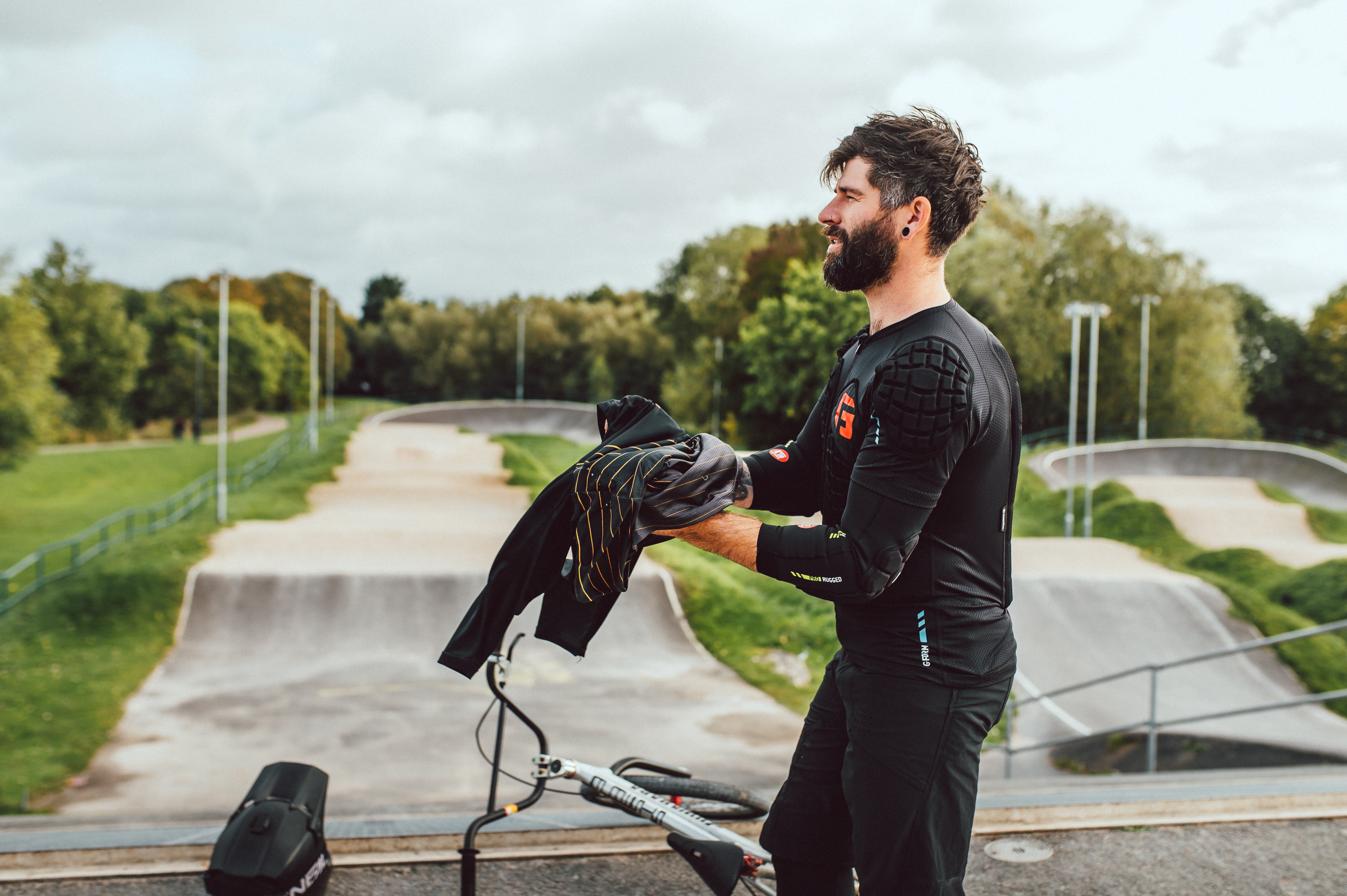 G-FORM 發布全新 MX360 衝擊保護衣 :讓背部獲得更強保護